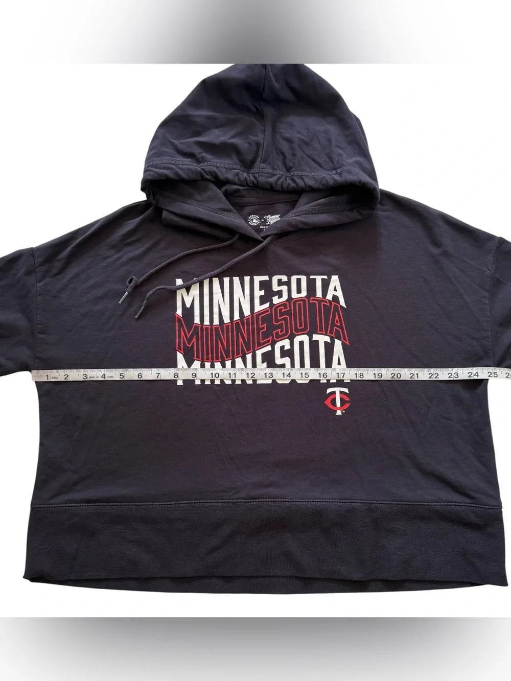 Minnesota Twins Pullover Hooded Sweatshirt Womens Size Large Genuine Merchandise